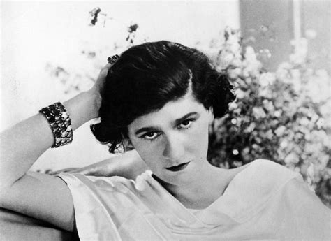 coco chanel biographie wikipedia|coco chanel meaning in english.